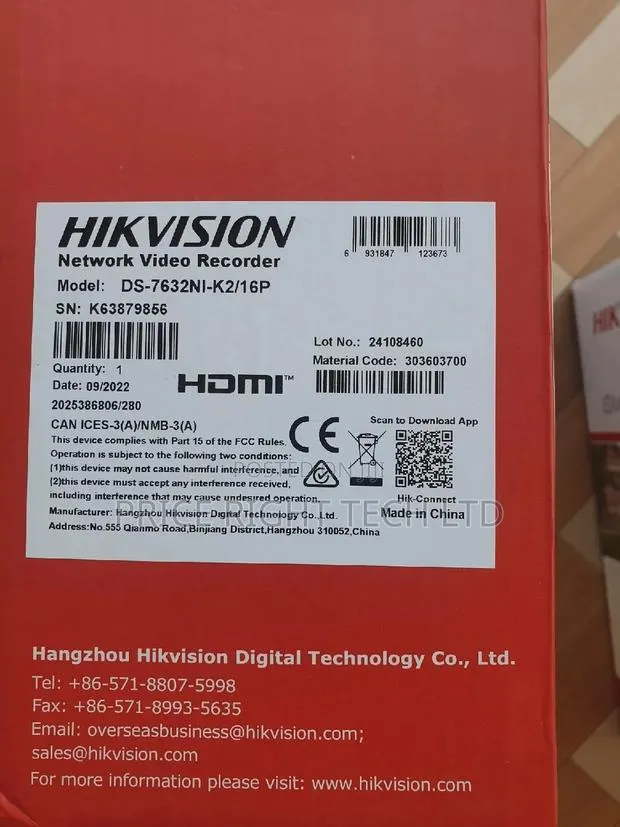 Hikvision 32 Channel NVR Ds-7632nxi-/16p · Photo 1