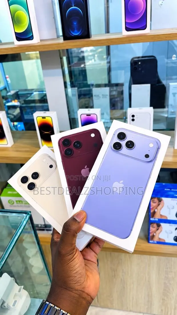 New Apple iPhone 18 Pro Max 256 GB Blue · Photo 1