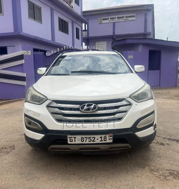 Hyundai Santa Fe 2013 White