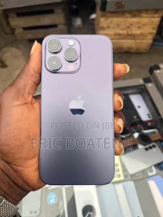 Apple iPhone 14 Pro Max 256 GB Purple · Photo 1