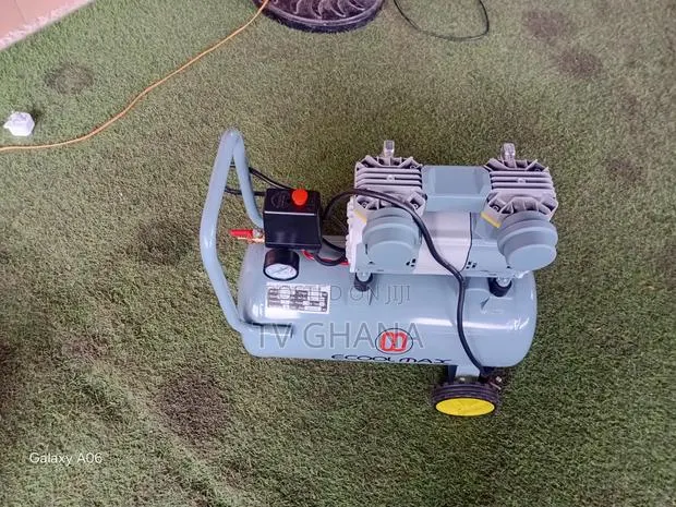 Free 30L Air Compressor Machine – Reliable Workshop Equipment30L · Photo 1