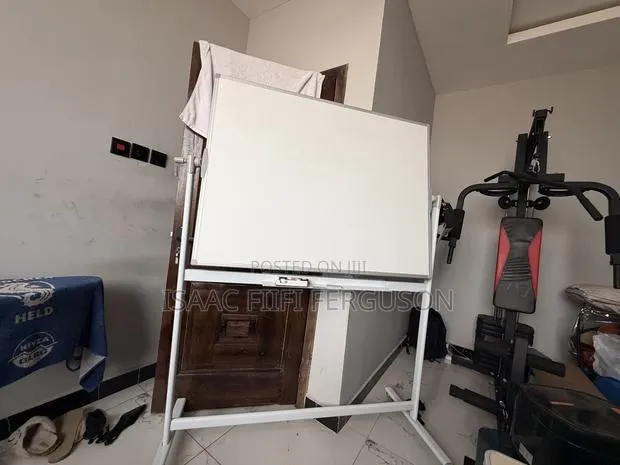 Standing White Board Dry Erase 5ftx3ft · Photo 1