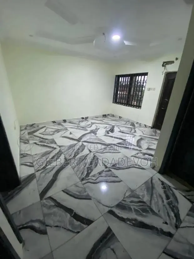 2bdrm Apartment in Madina, Doku for rent · Photo 1