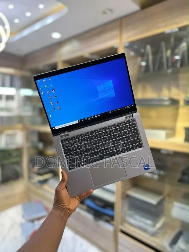 Laptop Dell Latitude 5320 32GB Intel Core i7 SSD 512GB · Photo 1