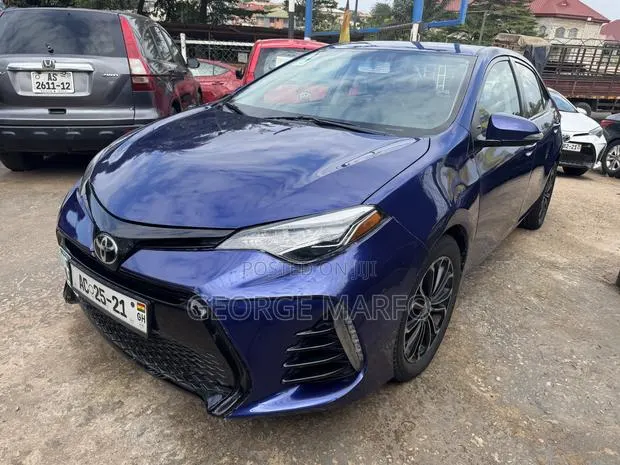 Toyota Corolla 2016 Blue · Photo 1