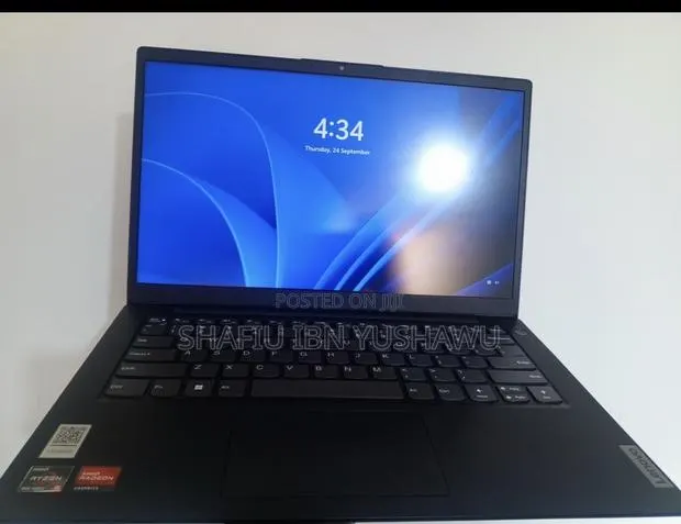 Laptop Lenovo 12GB AMD SSD 256GB · Photo 1