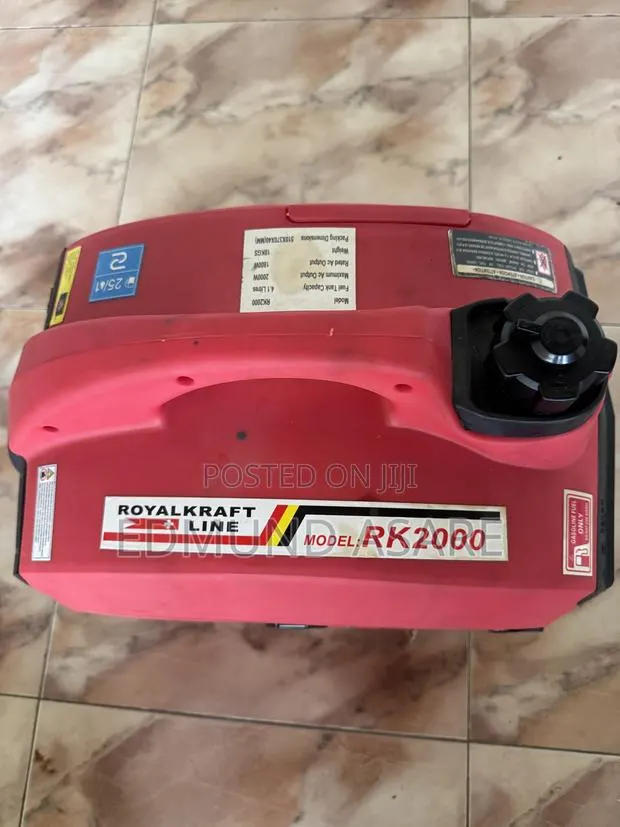 Portable Suitcase Generator · Photo 1
