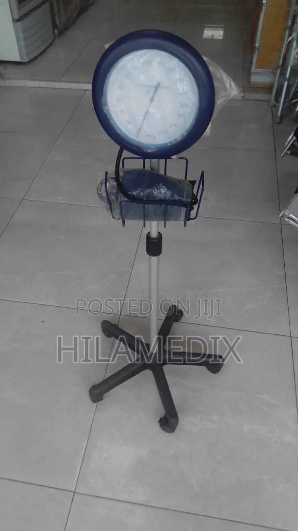 Aneroid Sphygmomanometer (Bp Apparatus) With Stand · Photo 1