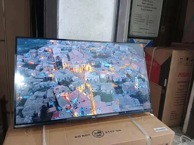 TCL 32 Smart Tv Luxury That Makes Every Movie Feel Bigger · Photo 1