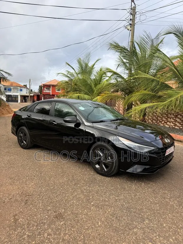Hyundai Elantra SE 2021 Black · Photo 1