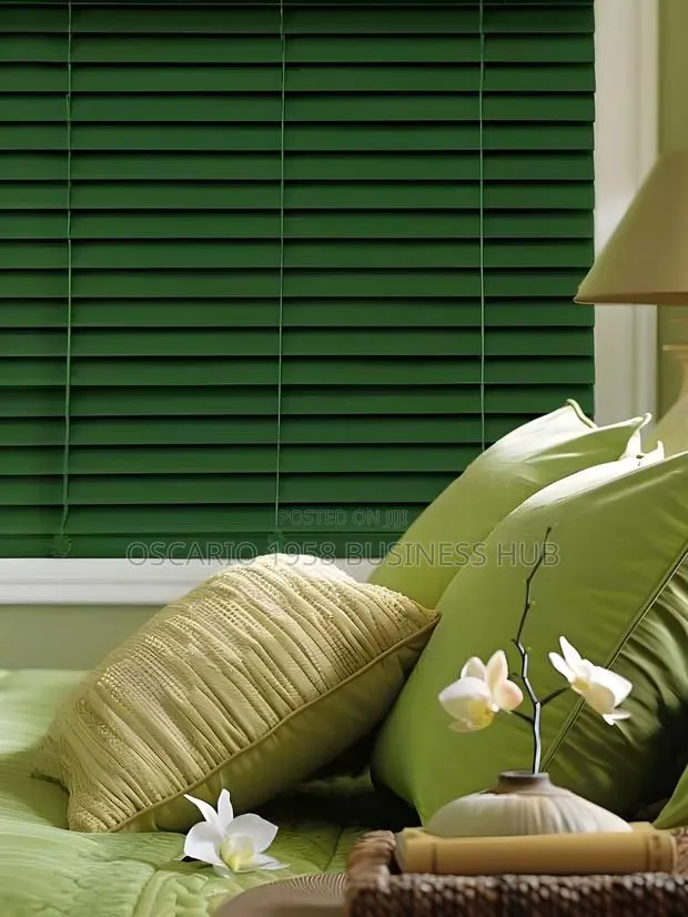 Curtain Craft Venetian Modern Window Curtain Blinds · Photo 1