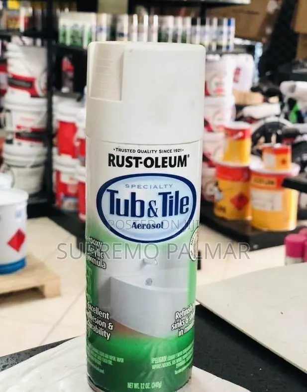 Rust-Oleum Tub Tile Spray 12oz - Coating for Ceramic, Porcelain · Photo 1
