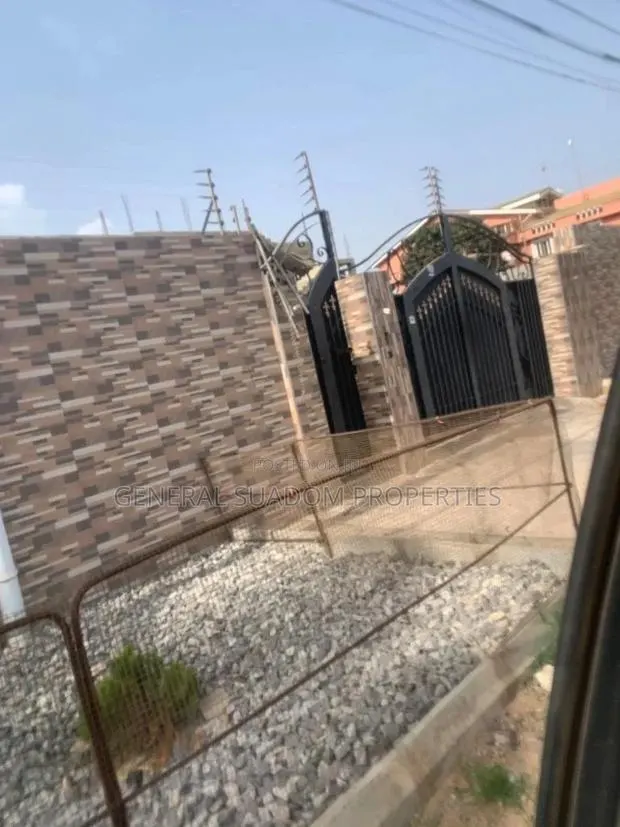 2bdrm Apartment in Suadom Properties, Baatsona Total for rent · Photo 1