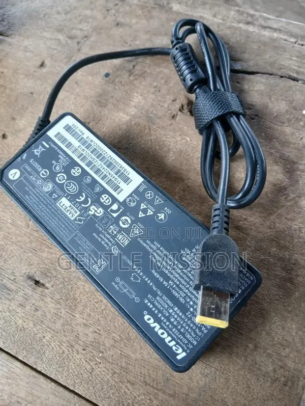 AC Adapter for Lenovo Laptop USB 90w · Photo 1