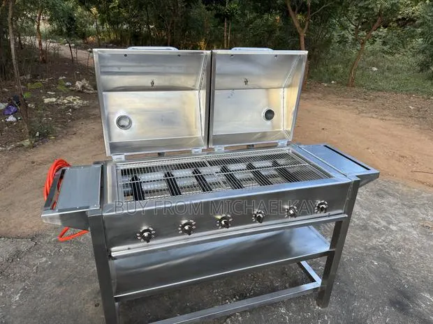 Stainless Gas Grill · Photo 2