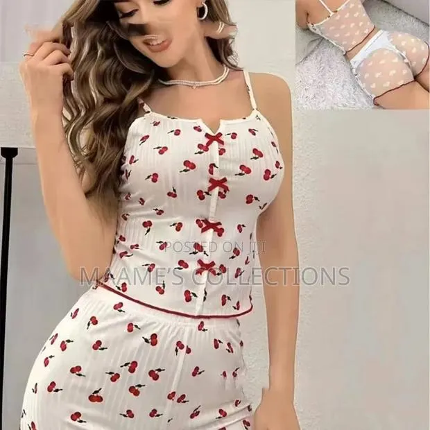 Casual Womens Pajama Set · Photo 1