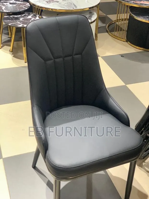 Luxury Dining Chair · Photo 1