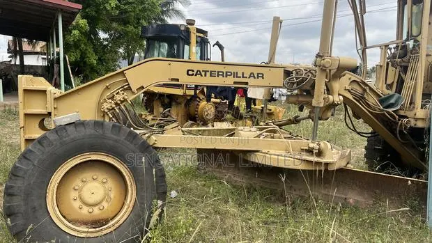 Caterpillar CAT 140G Motor Grader · Photo 1
