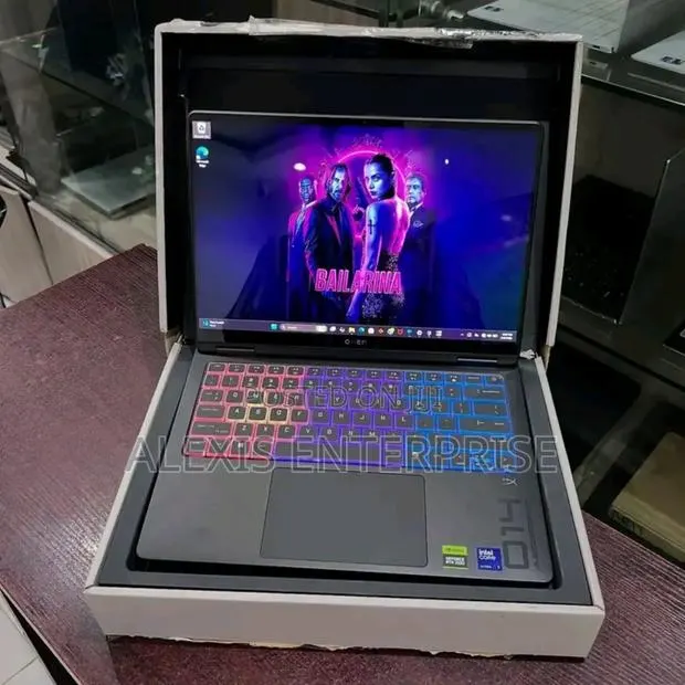 New Laptop HP Omen Transcend 14-fb0023dx 32GB Intel Core Ultra 7 SSD 1T · Photo 1