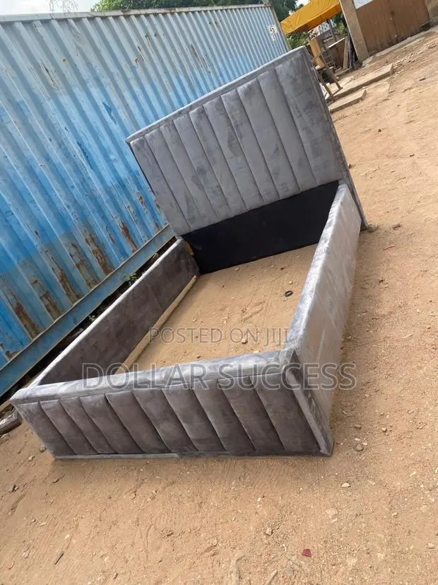 Beautiful Design Pattern Bedframe · Photo 1
