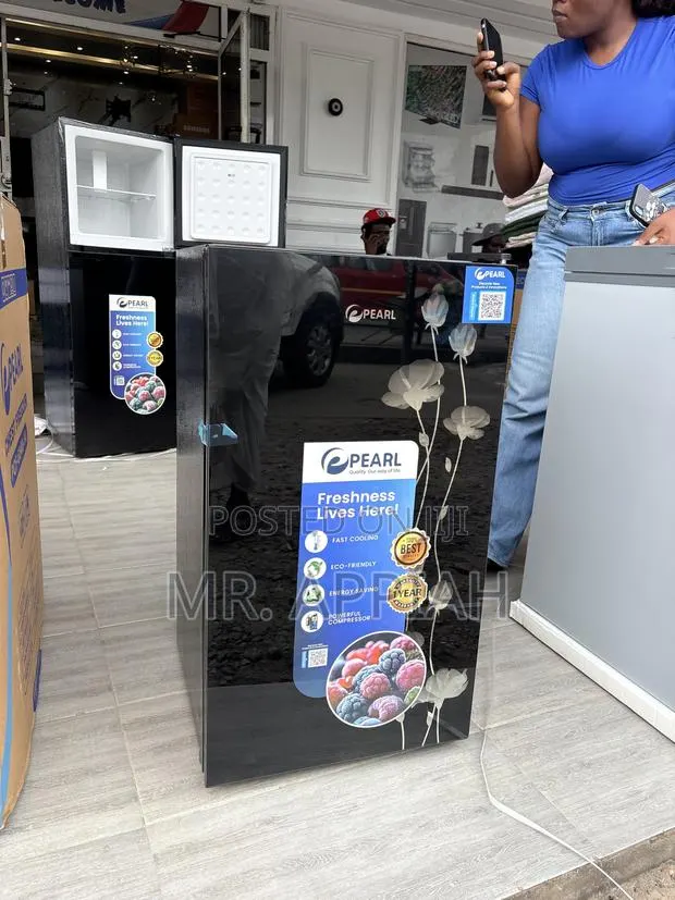 Order Adorable Pearl Pf -109-2b Single Door Table Top Fridge(Black) · Photo 1