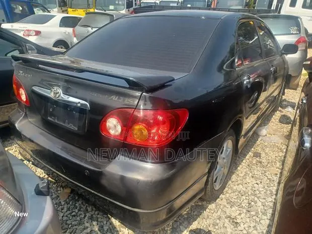 Toyota Corolla 2008 Black · Photo 1