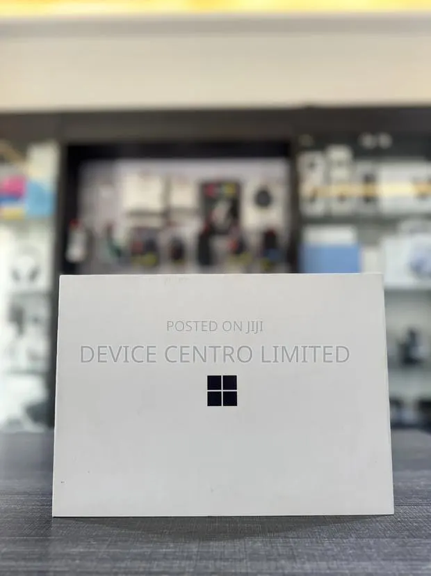 New Microsoft Surface Pro 512 GB Gray · Photo 1