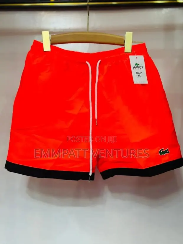 Quality Lacoste Shorts · Photo 1