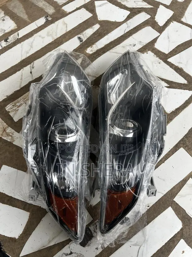 Toyota Camry Spider Headlight 2012 2013 2014 · Photo 1