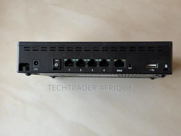 Craddlepoint Dual SIM Router With Failover · Photo 1