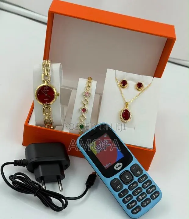 Women’s Watch With Phone · Photo 1