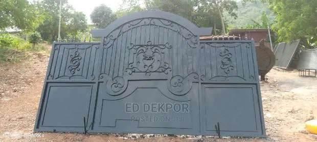Metals Beautiful Gate · Photo 1