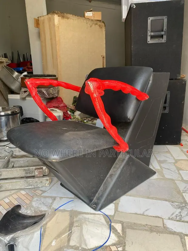 Hair Salon Chair · Photo 3
