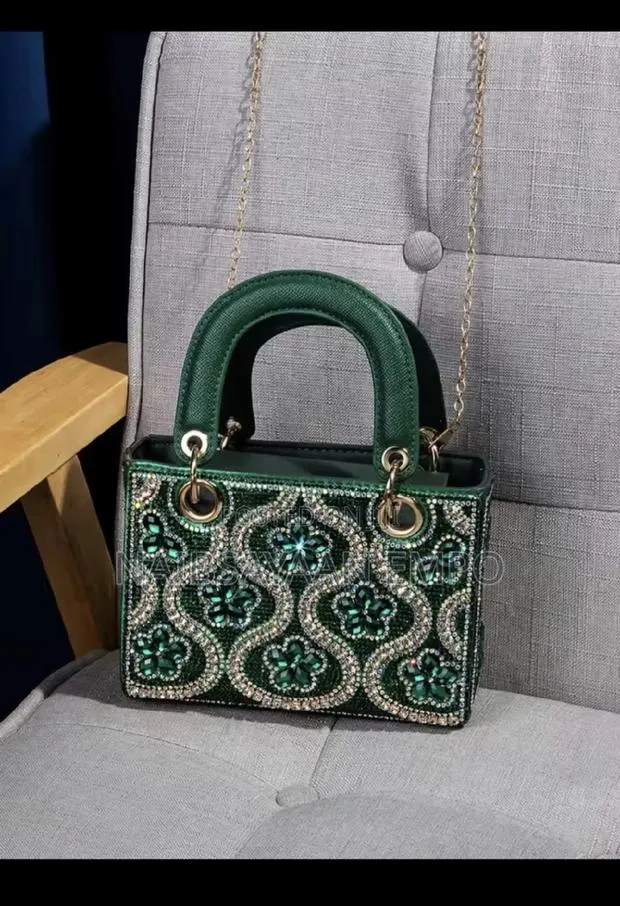 Light Luxury Dinner Party Handbag · Photo 1