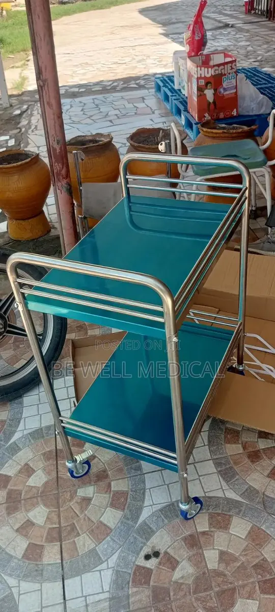 Instrument Trolley (2 Steps) · Photo 1