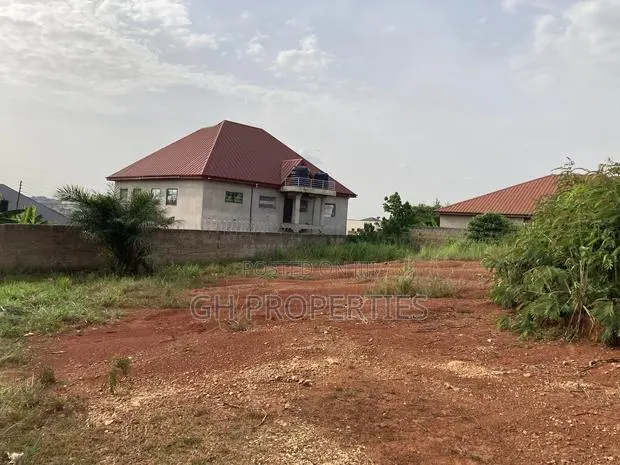 One Full Plot for Sale at Kwanwoma,Aboabo. · Photo 1
