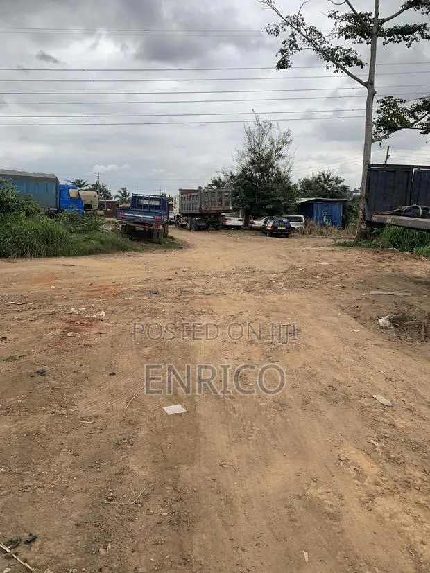 4 Acres Land for Rent · Photo 3
