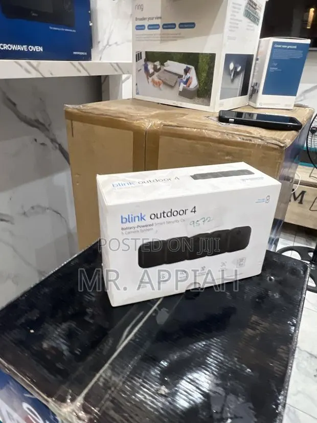 Order Blink Outdoor 4 Wireless Smart Security Camera · Photo 1