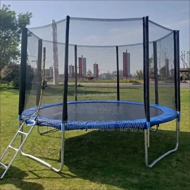 Trampoline · Photo 1
