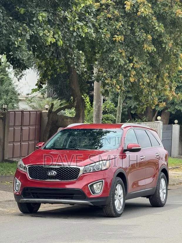 Kia Sorento 4dr SUV 2016 Red · Photo 1