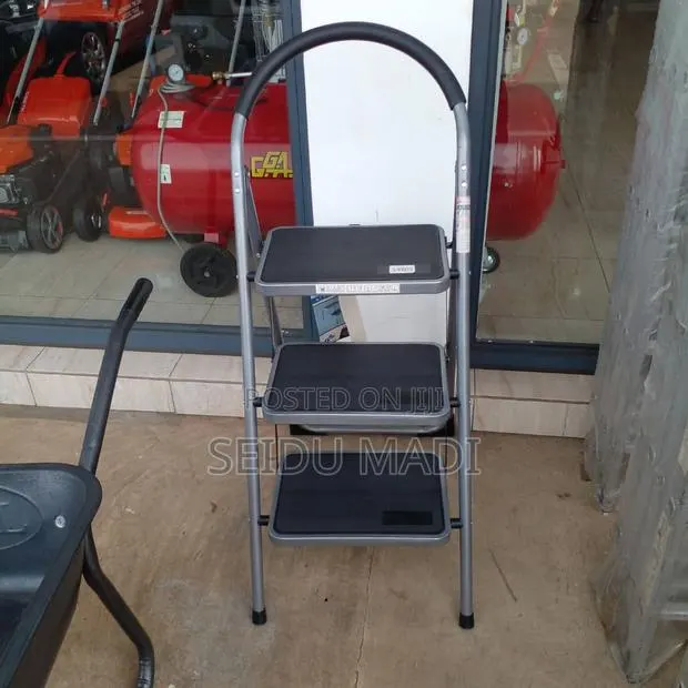 Three Step Ladder · Photo 1