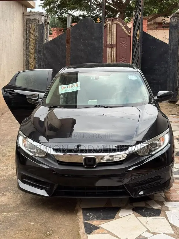 Honda Civic 2020 Black · Photo 1