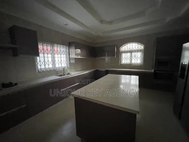 5bdrm House in Unique Key Agency, East Legon for rent · Photo 6