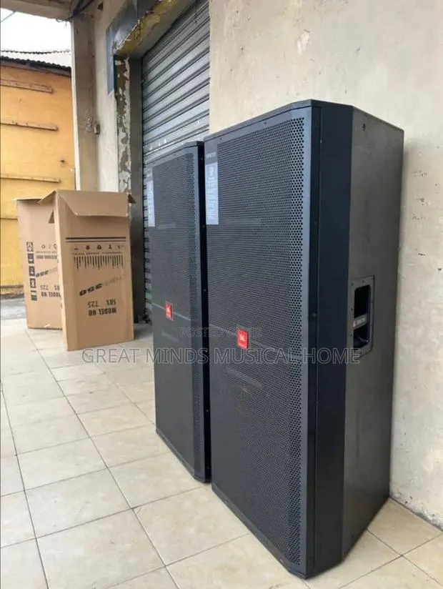JBL 215 Full Range Speaker · Photo 1
