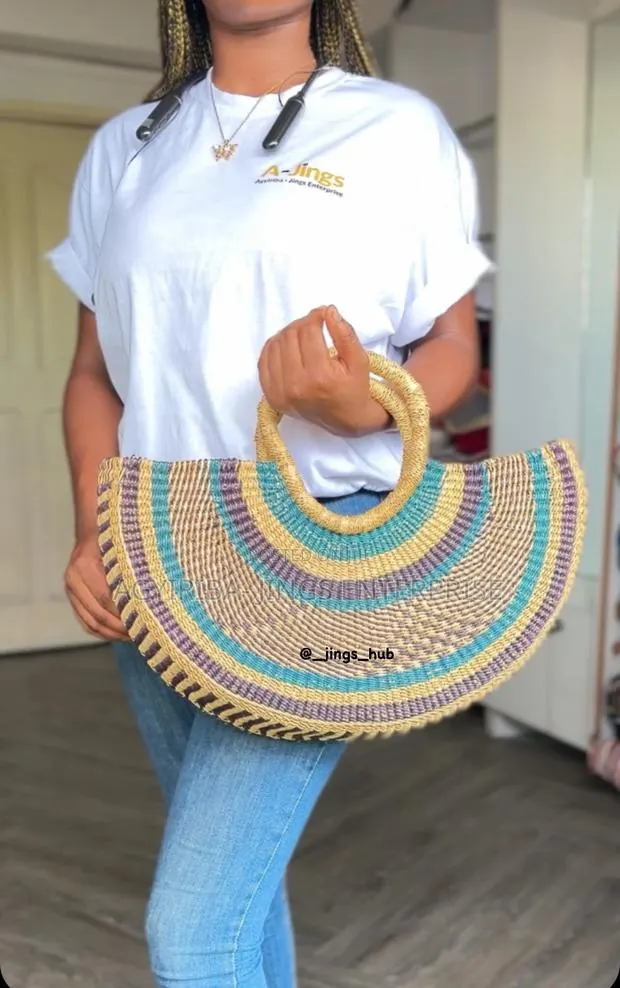 Handwoven Bag · Photo 1