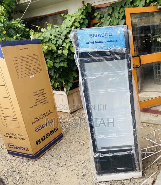 Single Door Electric Nasco Nas-Fl350-1dr Display Fridge. · Photo 1