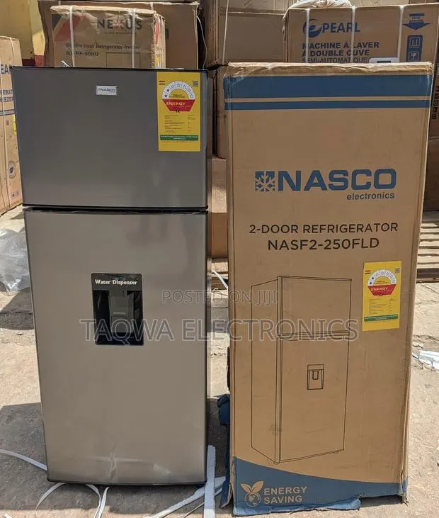 Nasco 210 Dispenser Fridge · Photo 1