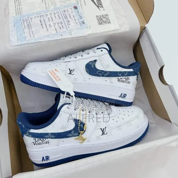 Nike Air Force · Photo 1