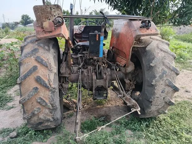 Tractor Truck · Photo 1