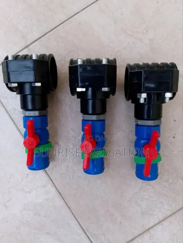 Rainhose Offtake Valve (32mm) for PVC Pipe · Photo 1
